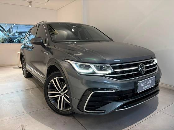 VOLKSWAGEN TIGUAN 2.0 300 TSI GASOLINA ALLSPACE R-LINE AUTOMÁTICO VOLKSWAGEN TIGUAN 2.0 300 TSI GASOLINA ALLSPACE R-LINE AUTOMÁTICO